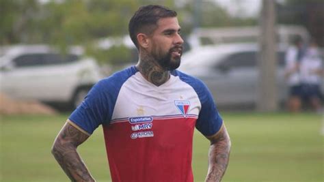 Zagueiro Elogia Elenco Do Bahia E Pede Cuidado Ao Fortaleza