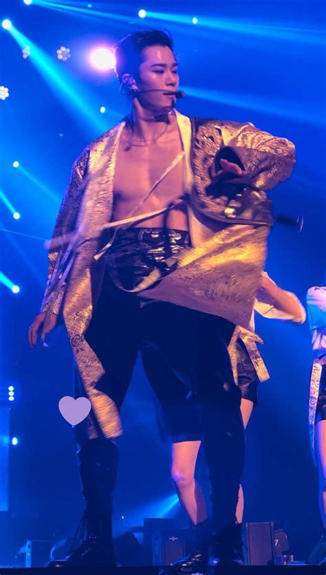 On Twitter Tits King