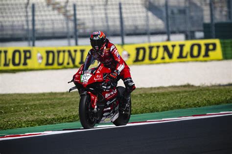 Civ Tutte Le Info Al Mugello Circuit Continua La Lotta Al Titolo