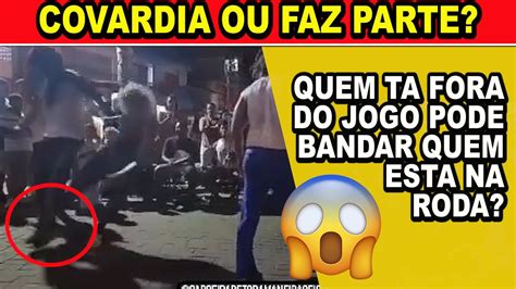 Banda Dada Por Algu M Que N O Estava Na Roda Normal Ou Esta Fora Da