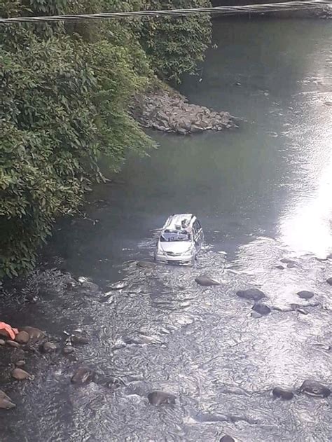 Mobil Pengantar Pengantin Asal Jeneponto Terjun Bebas Ke Jurang