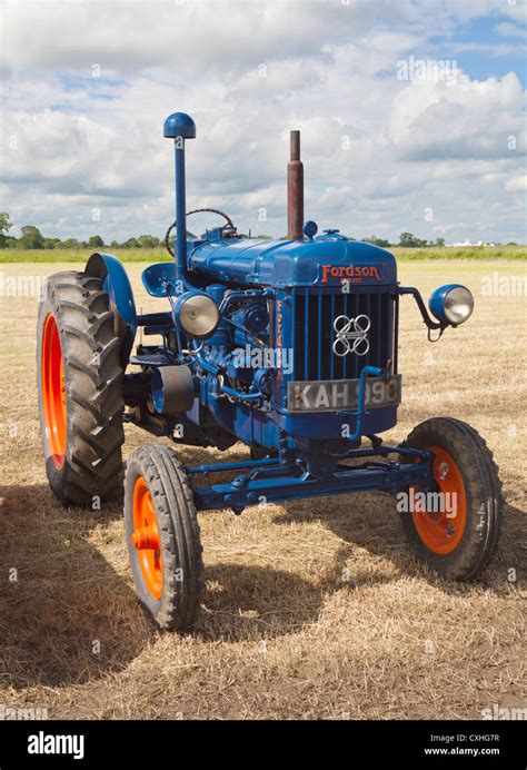 Fordson Major Tractor Stock Photo Alamy