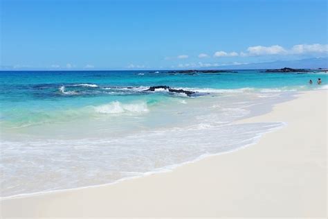 Makalawena Beach In Hawaii Hike To Secluded White Sand Beach In Kona