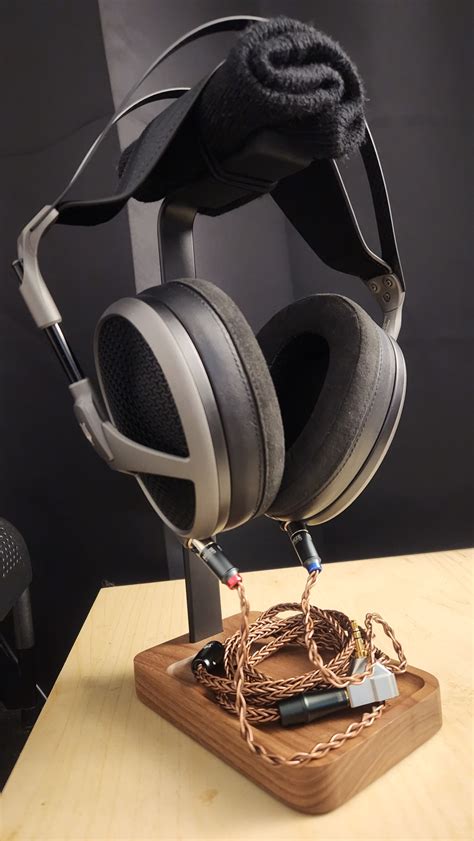 MEZE AUDIO ELITE The New Isodynamic Hybrid Array Headphone Official