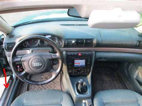 Накладки на пороги, молдинги, на А4 Б5 рест. — Audi A4 (B5), 1,8 л ...