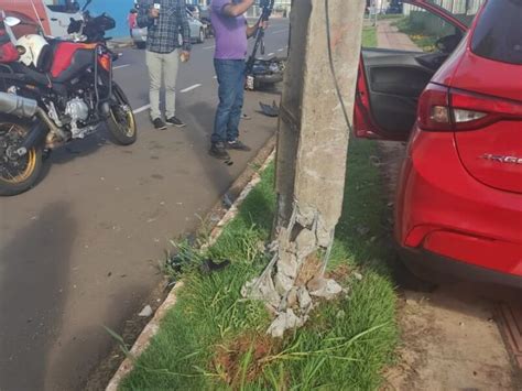 Jd1tv Acidente Entre Carro E Moto Deixa Motociclista Inconsciente Na