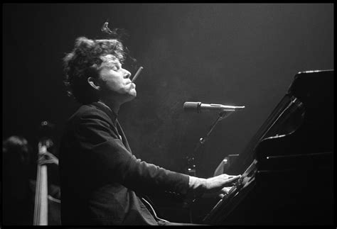 Animal rights group's Hail Mary // Best L.A. mountain cabin rentals