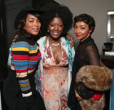 Alfre Woodard And Farfetch Present The Oscars Sistahs Soiree