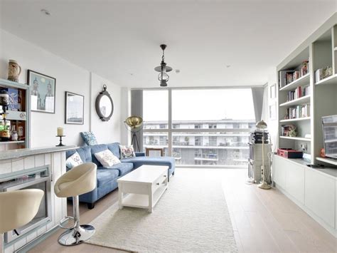 3 Bed Flat For Sale In Granite Apartments 30 River Gardens Walk