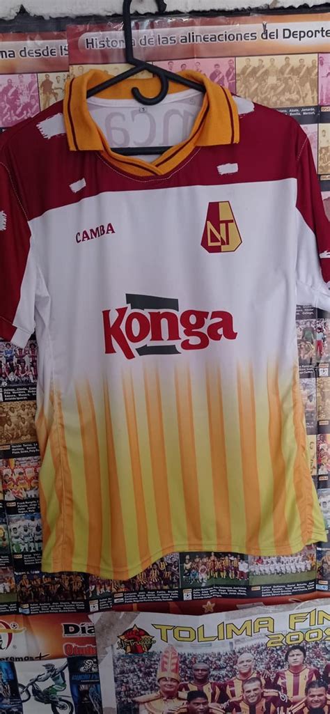 Deportes Tolima Home Kit