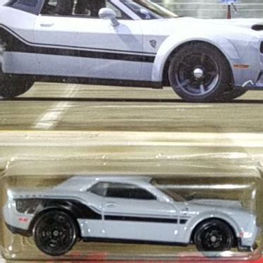 Jual Hot Wheels 18 DODGE CHALLENGER SRT DEMON Shopee Indonesia
