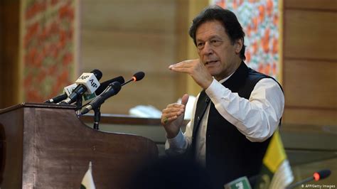 Pakistans Premierminister Imran Khan Trat Als Reformer An Pakistan