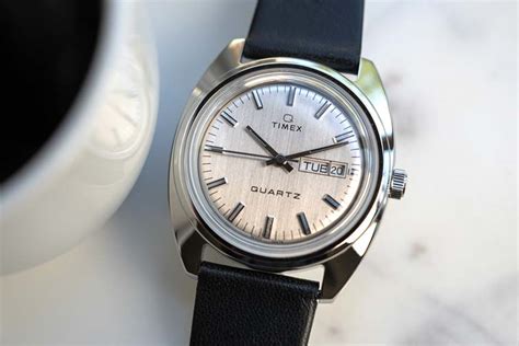 Q Timex Reissue Hands On With That S Style The Watch Profiler