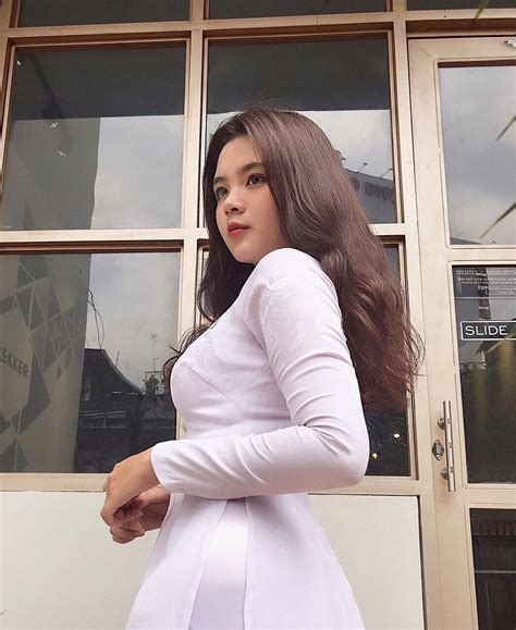 Nữ sinh Việt hot trên báo Trung Quốc nhờ đẹp mũm mĩm quyết giảm béo Tết này