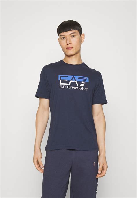 Ea7 Emporio Armani T Shirt Print Blue Navy Donkerblauw Zalando Be