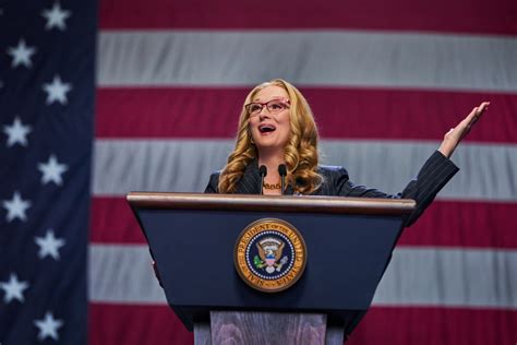 Leonardo DiCaprio Was Concerned About Meryl Streeps Nude Scene In Don