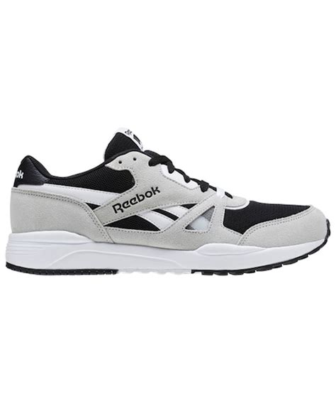 Reebok（リーボック）の「エスケープ Reebok ROYAL FLAG（リーボック ロイヤル フラッグ）（）」 - WEAR