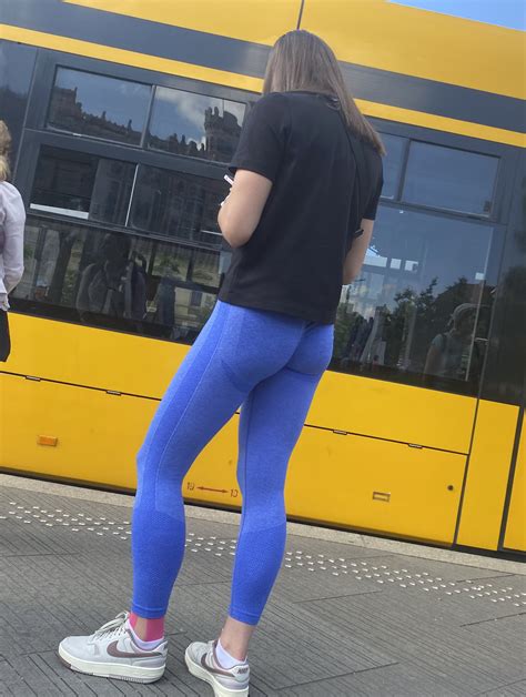 Tight Blue Yoga Pants Oc Spandex Leggings And Yoga Pants Forum