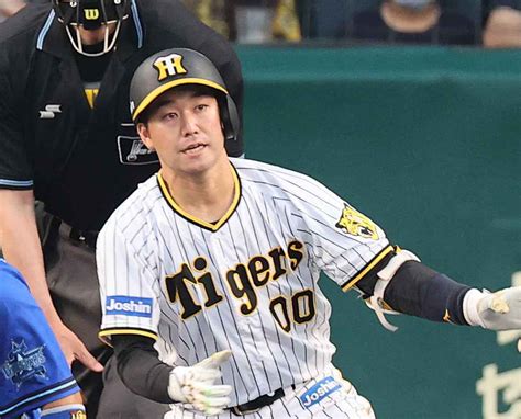 阪神・山本泰寛は900万円アップの年俸2800万円でサイン イザ！