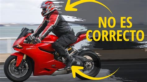 Como Sentarse Correctamente En Moto Youtube