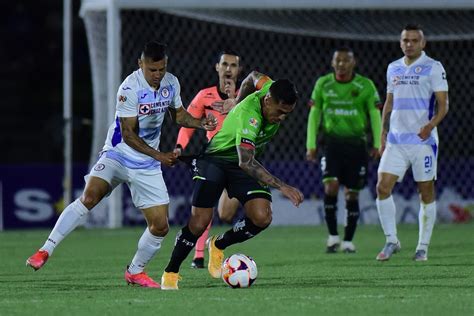 Cruz Azul Impone Récord De 11 Triunfos Consecutivos Gana 1 0 A Bravos