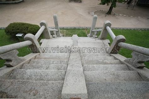 Bulguksa Temple [UNESCO World Heritage] (불국사) | World heritage city ...