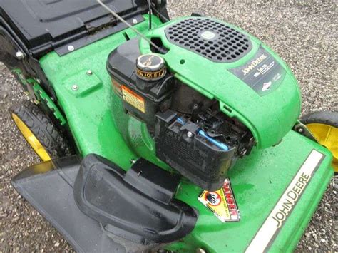 John Deere Js Self Propelled Lawn Mower With Rear Bagger Runs Great