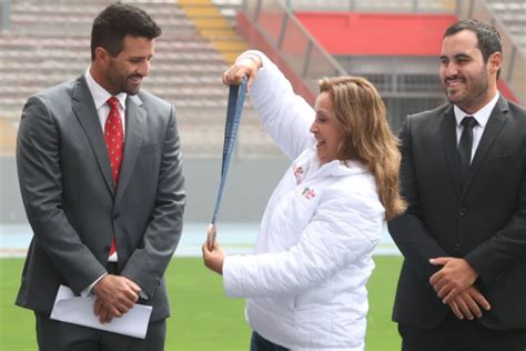 Stefano Peschiera Recibe Laureles Deportivos En Emotiva Ceremonia En El