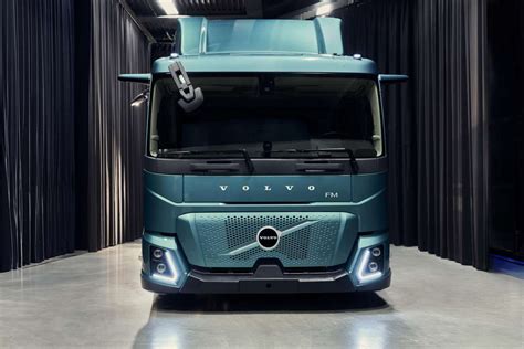 Volvo Trucks Der Erste Seiner Art Volvo FM Low Entry Nur Als E Lkw