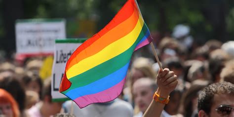 Câmara aprova projeto de lei que proíbe crianças na Parada Gay em João Pessoa Portal Araçagi