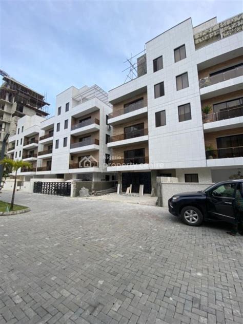 For Sale Bedroom Semi Detached Duplex House With Bq Swimming Pool