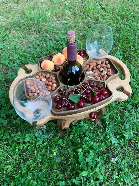 Винный столик | Wine picnic table, Wine caddy, Wine shop interior