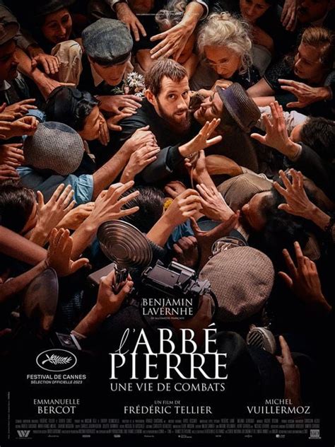 Affiche Du Film L Abb Pierre Une Vie De Combats Photo Sur