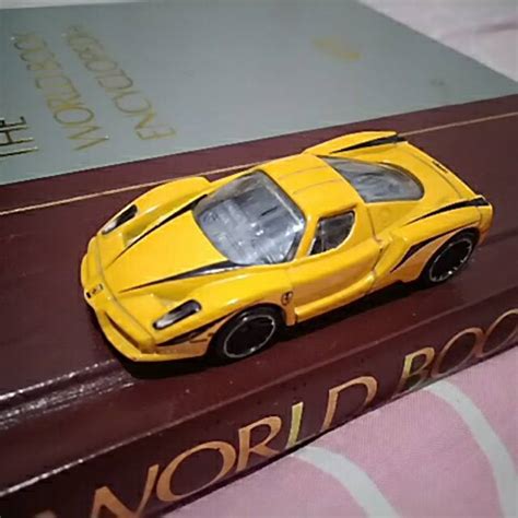 Jual Hot Wheels Enzo Ferrari Shopee Indonesia