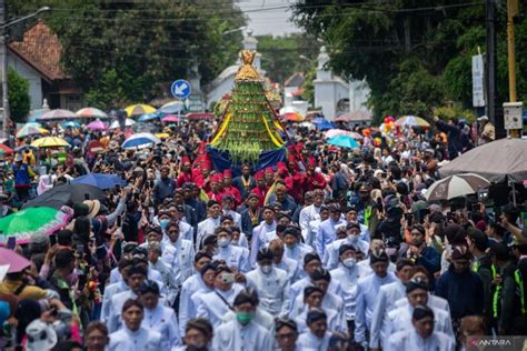 Grebeg Maulud Keraton Yogyakarta ANTARA News