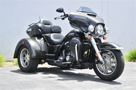 2020 Harley-Davidson® Tri Glide® Ultra FLHTCUTG | Riverside Harley ...