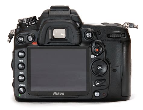 Nikon D7000 Overview