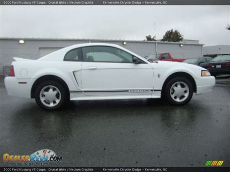 2000 Ford Mustang V6 Coupe Crystal White Medium Graphite Photo 6