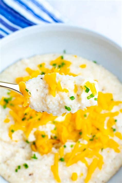 Creamy Cheddar Cheese Grits Recipe