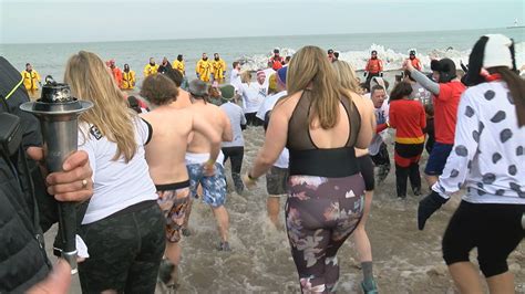 Polar Plunge fundraiser returns this weekend