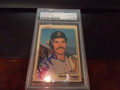 Wade Boggs Signed Fleer Rookie Baseball Card Rc Red Sox Auto