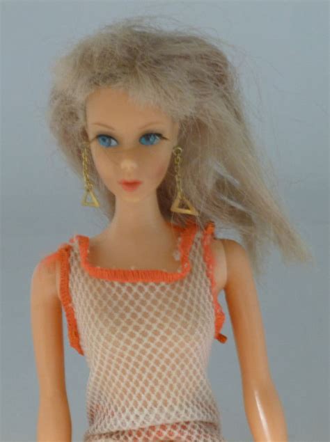 Vintage Barbie Friends Mod Ash Blonde TNT Twist N Turn