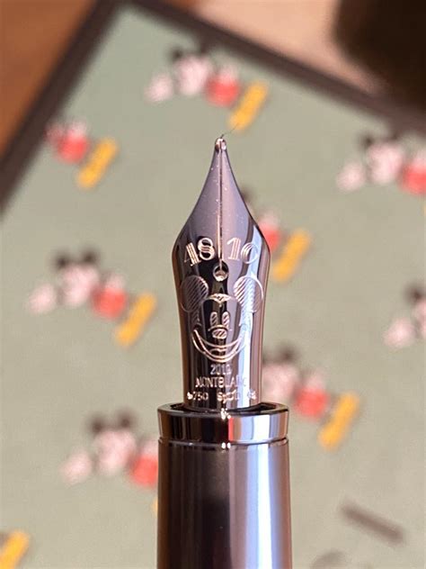 Montblanc Great Characters Walt Disney Limited Edition Fountain