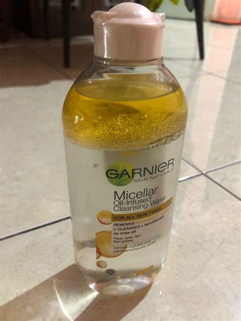 Garnier Micellar Oil Infused Cleansing Water 400ml Kesehatan And Kecantikan Rias Wajah Di Carousell