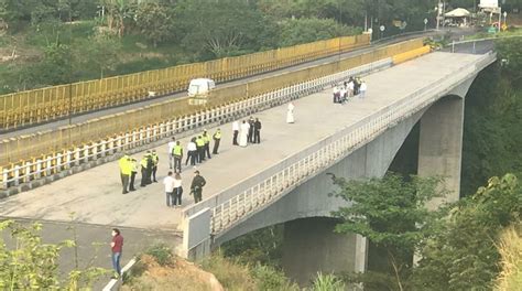 UNA MUJER SE LANZÓ CON SU HIJO DESDE EL PUENTE LA VARIANTE IBAGUÉ La