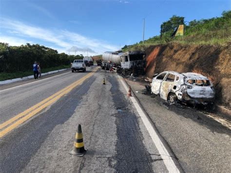 Caminhão tanque e carro pegam fogo após colisão na BR 101 acidente