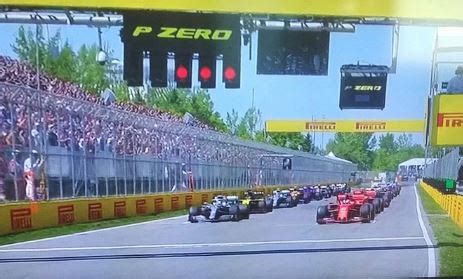 Formula 1 Si Spengono I Semafori A Montreal Ecco La Partenza Del Gp