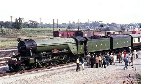 Railpictures.ca - Bill Thomson Photo: Sitting near the CN station in ...