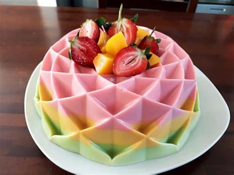 Pin By Nikerahmawati On Jelly Sweet Buns Gelatin Recipes Fruit Cake