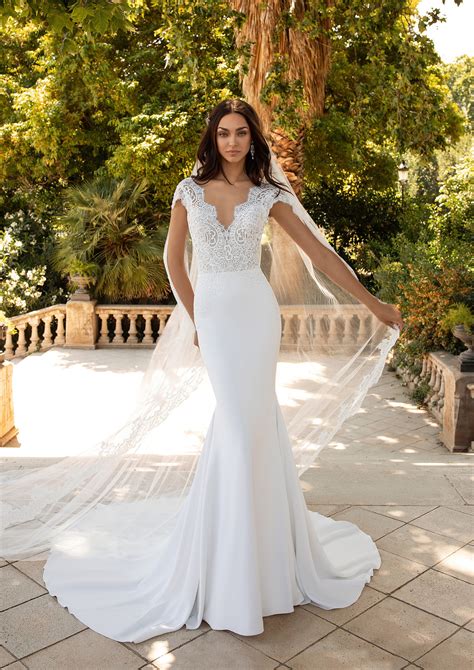 MILADY Wedding Dress From Pronovias Hitched Co Uk